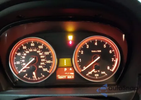 2008 BMW 335Xi z USA, uszkodzony, nr VIN WBAVD535X8A009273